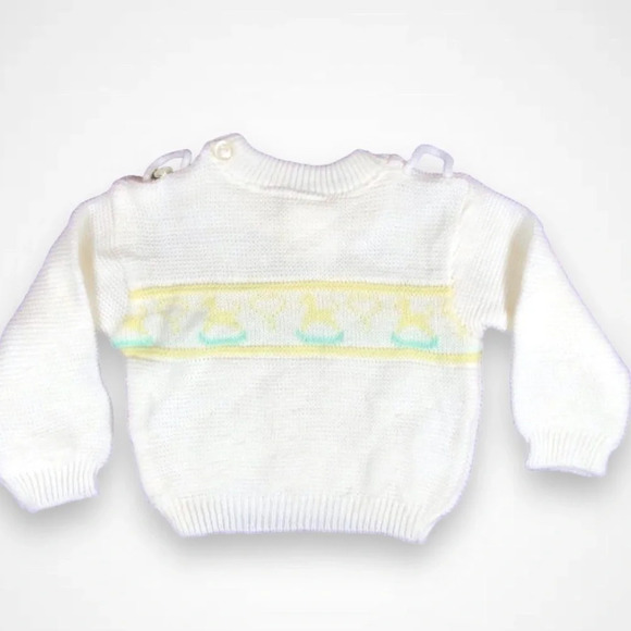 4/$20 Small Stars Knitted  White Sweater - Picture 4 of 5